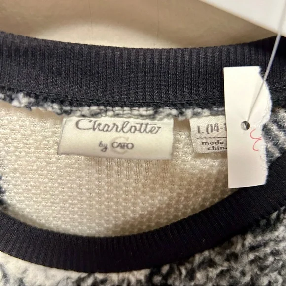 Charlotte By Cato Sz L (14-16) Girls Sherpa Sweater Black Gray & White NWT - Picture 5 of 5